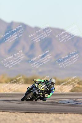 media/Dec-07-2025-CVMA (Sun) [[3e7d2de5dc]]/Race 17-Amateur Formula Middleweight/